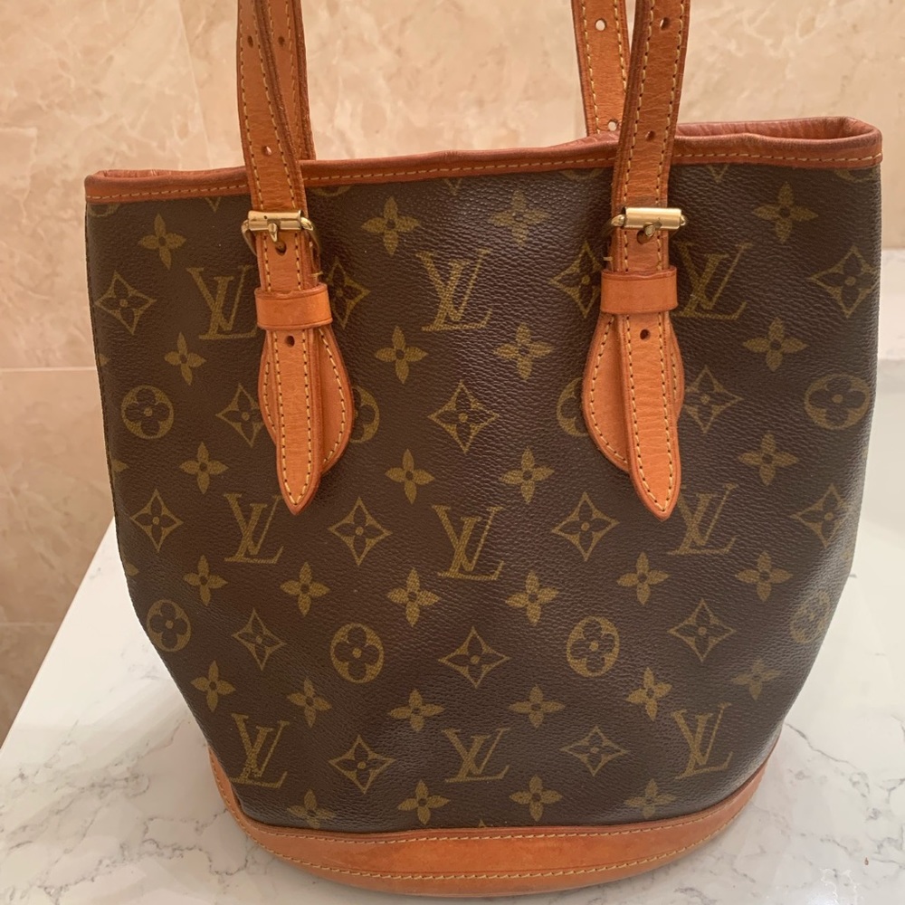 Authentic Louis Vuitton Bucket PM